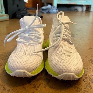 Qupid neon green sneakers